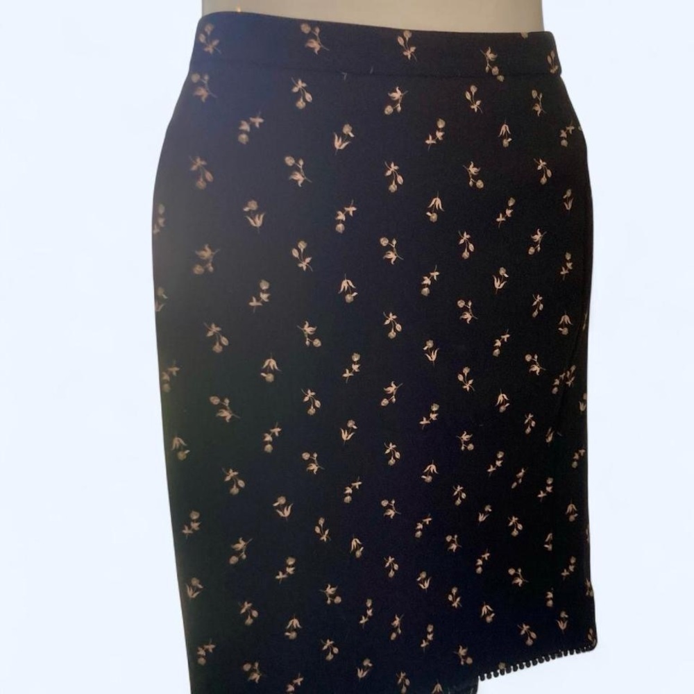 Ann Taylor Black Floral Pencil Skirt 6P
